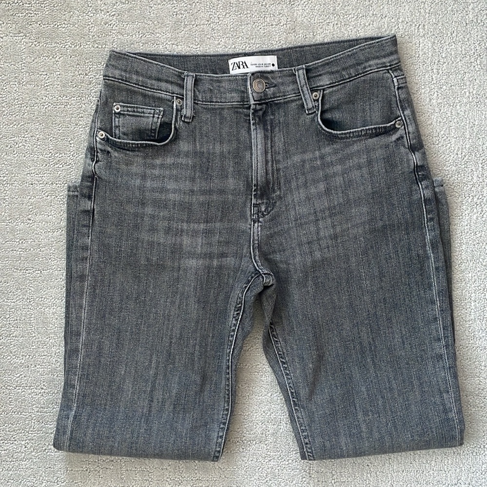 ZARA Gray Women’s Mid-Rise Straight Leg Jeans - Picture 2 of 6